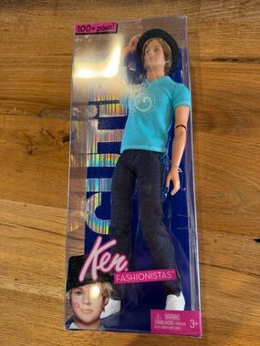 Mattel Ken Fashionistas Doll - 2009 in Teal Tee, Dark Denim and Black Hat